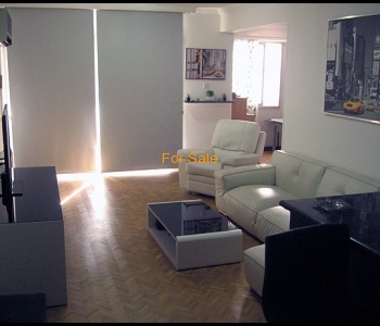 Renovated 3 bedroom apartment 